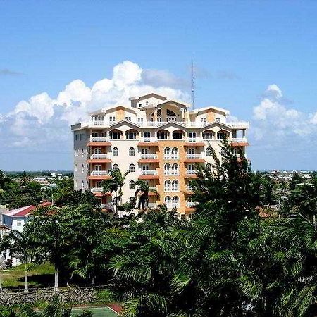 Hôtel Renaissance Tower à Belize City Extérieur photo
