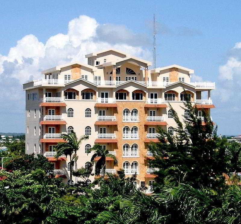 Hôtel Renaissance Tower à Belize City Extérieur photo